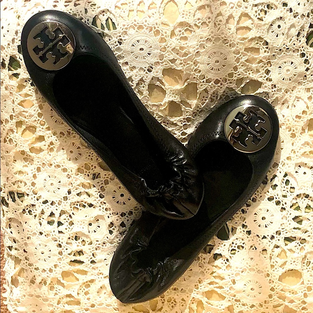 ✨Good as new! ✨Tory Burch. Ballet Flats Minnie - calfskin w/silver metallic logo